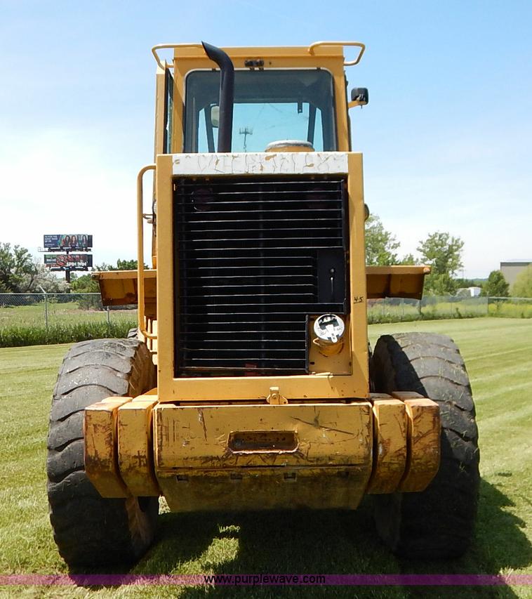 image for item J3945 1993 Caterpillar IT-28B wheel loader