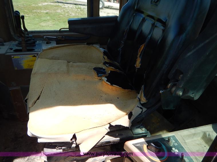 image for item J3945 1993 Caterpillar IT-28B wheel loader