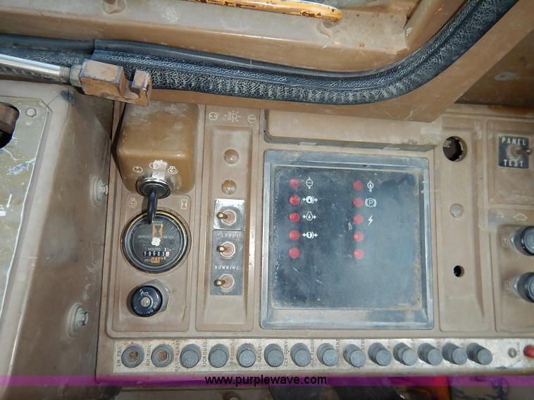 image for item J3945 1993 Caterpillar IT-28B wheel loader