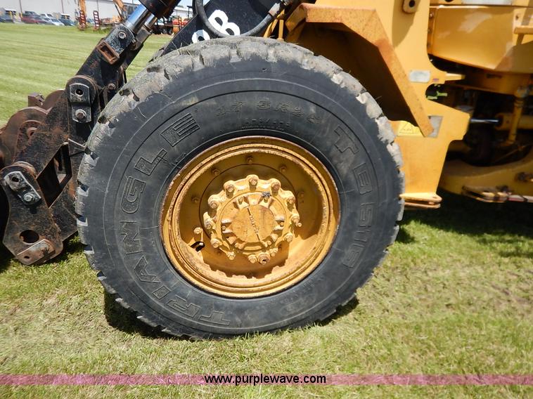 image for item J3945 1993 Caterpillar IT-28B wheel loader