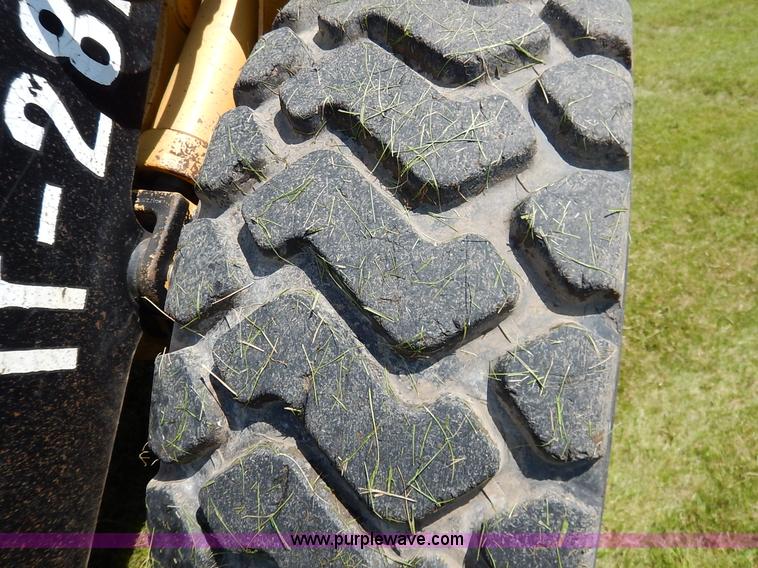 image for item J3945 1993 Caterpillar IT-28B wheel loader