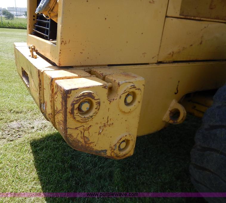 image for item J3945 1993 Caterpillar IT-28B wheel loader