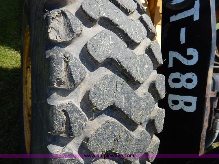 image for item J3945 1993 Caterpillar IT-28B wheel loader