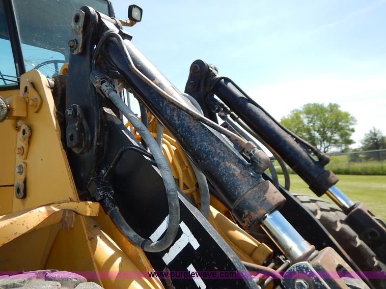 image for item J3945 1993 Caterpillar IT-28B wheel loader