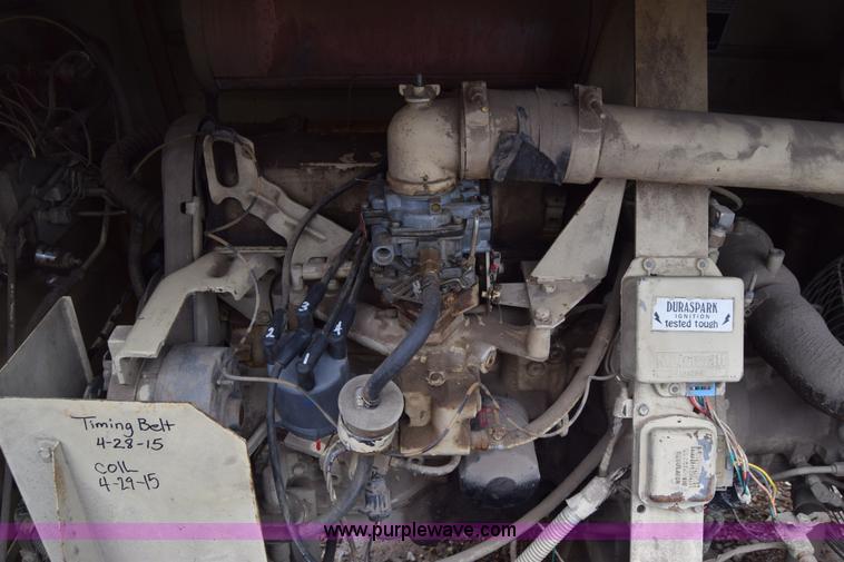 image for item J6632 Ingersoll Rand P100WF air compressor