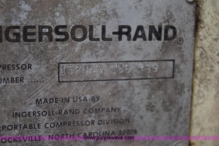 image for item J6632 Ingersoll Rand P100WF air compressor