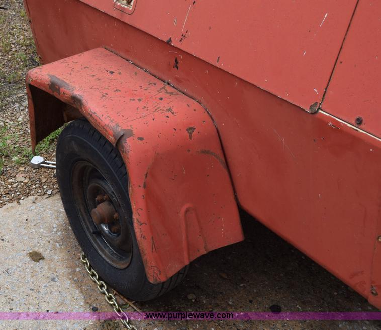 image for item J6632 Ingersoll Rand P100WF air compressor