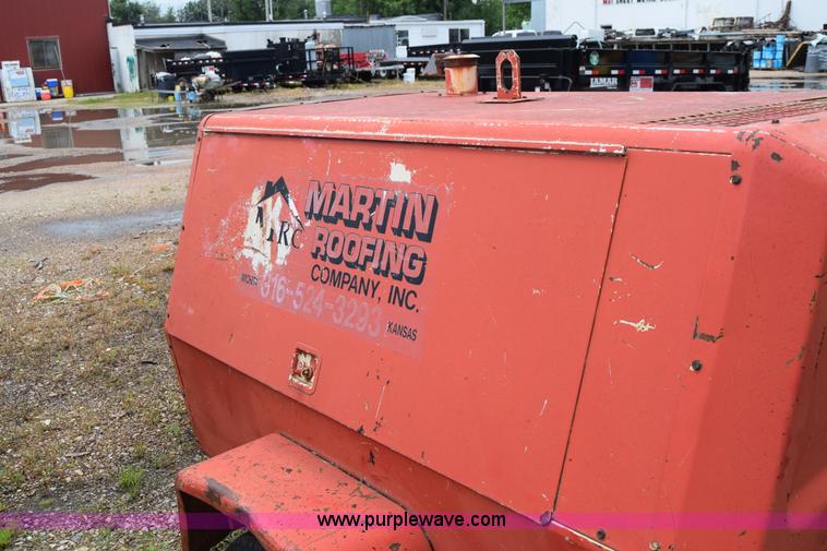 image for item J6632 Ingersoll Rand P100WF air compressor