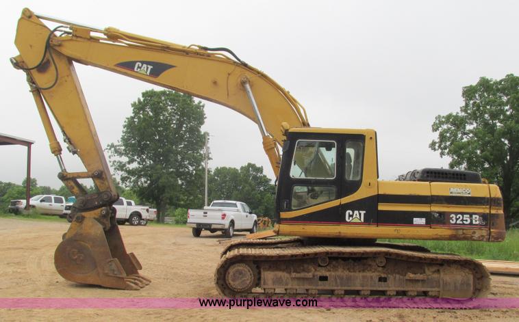 image for item J8523 1999 Caterpillar 325BL excavator