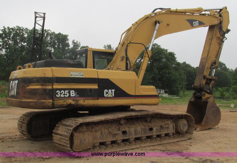 image for item J8523 1999 Caterpillar 325BL excavator