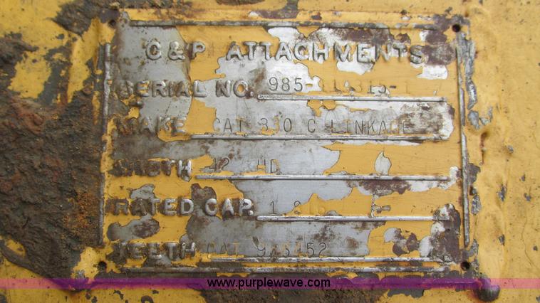 image for item J8523 1999 Caterpillar 325BL excavator