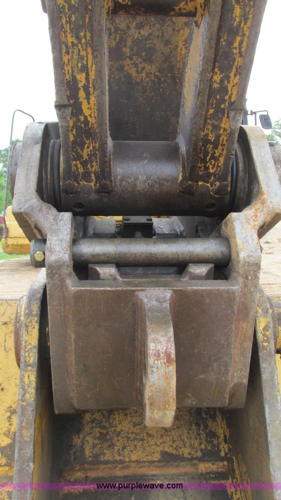 image for item J8523 1999 Caterpillar 325BL excavator