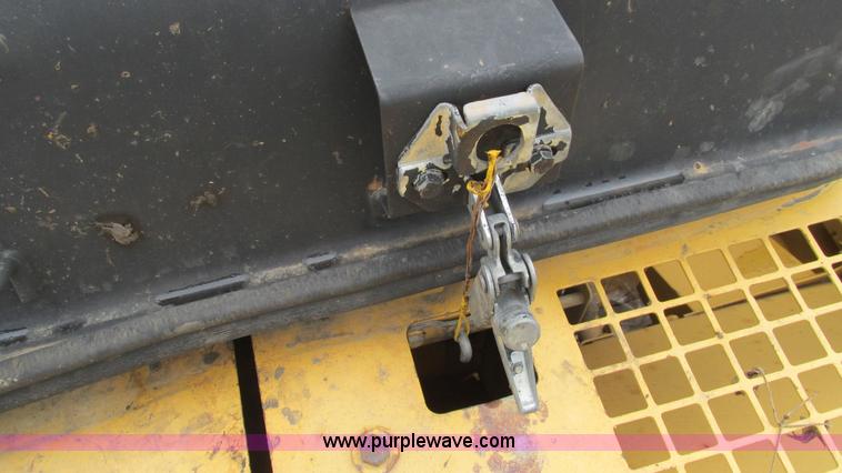 image for item J8523 1999 Caterpillar 325BL excavator