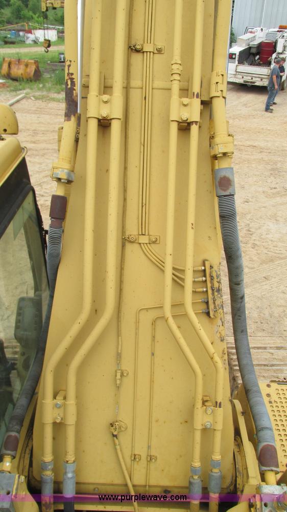 image for item J8523 1999 Caterpillar 325BL excavator
