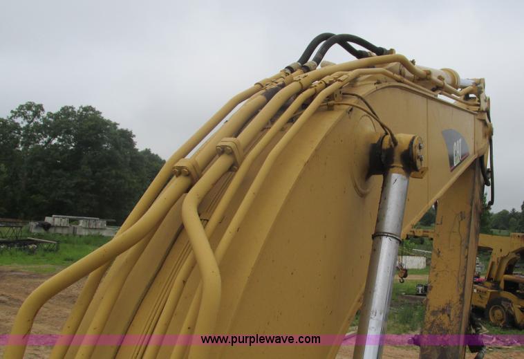 image for item J8523 1999 Caterpillar 325BL excavator