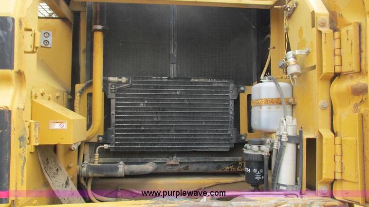 image for item J8523 1999 Caterpillar 325BL excavator