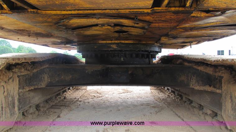 image for item J8523 1999 Caterpillar 325BL excavator