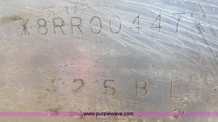 image for item J8523 1999 Caterpillar 325BL excavator