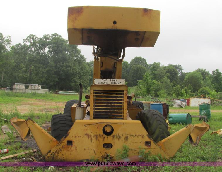 image for item J8524 Galion 6628 crane