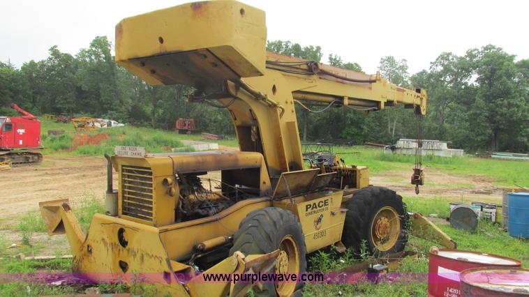 image for item J8524 Galion 6628 crane