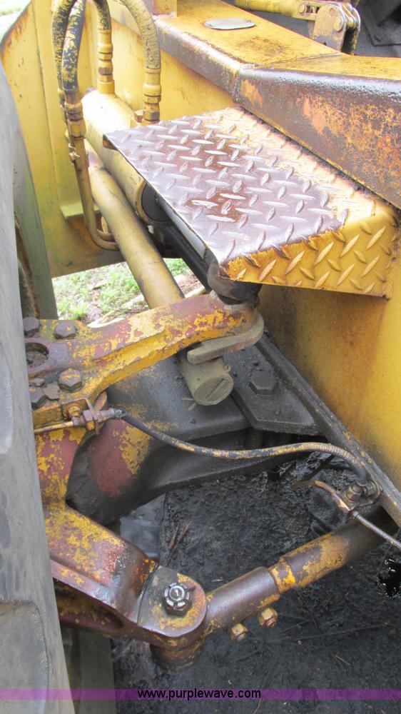 image for item J8524 Galion 6628 crane