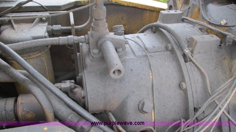 image for item J8524 Galion 6628 crane