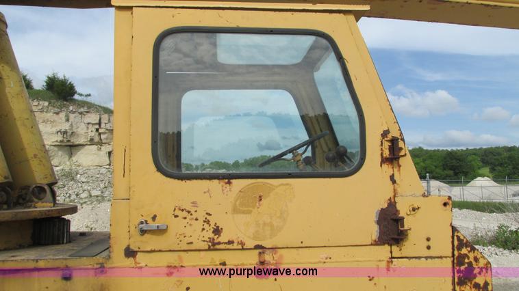 image for item J8527 Grove RT58/58A crane