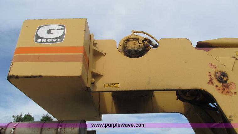 image for item J8527 Grove RT58/58A crane