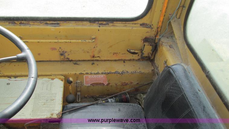 image for item J8527 Grove RT58/58A crane