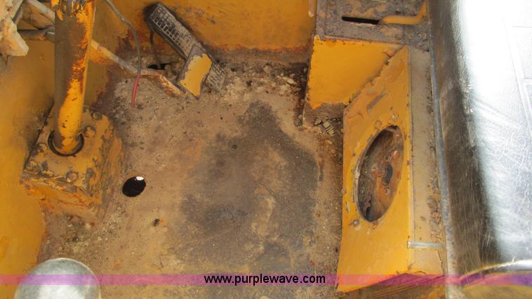 image for item J8527 Grove RT58/58A crane