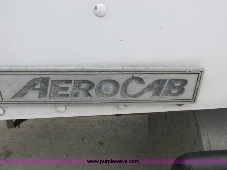 image for item K2150 1999 Kenworth T600B semi truck