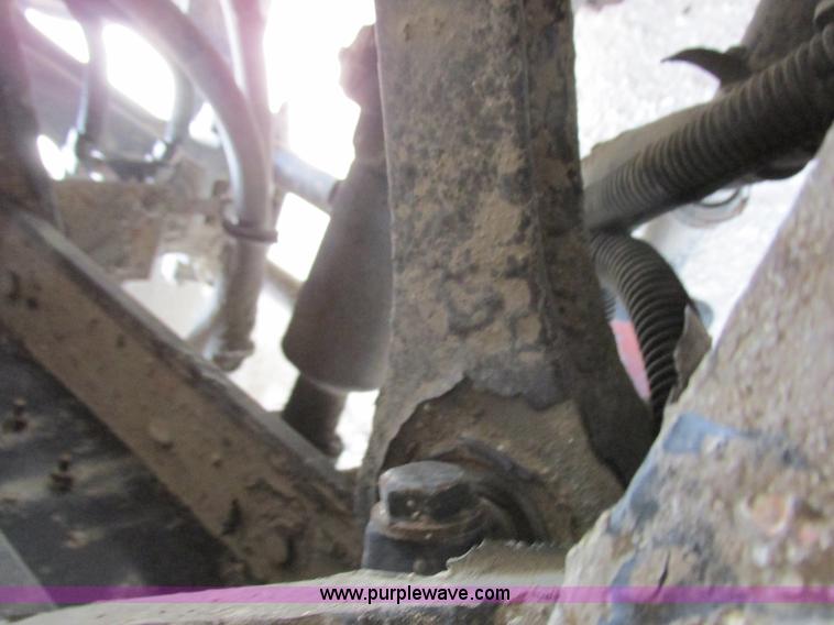 image for item K2150 1999 Kenworth T600B semi truck