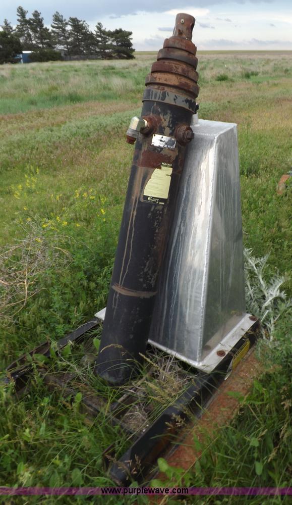 image for item K3953 RS 64156199664CA dump bed