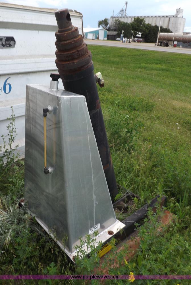 image for item K3953 RS 64156199664CA dump bed