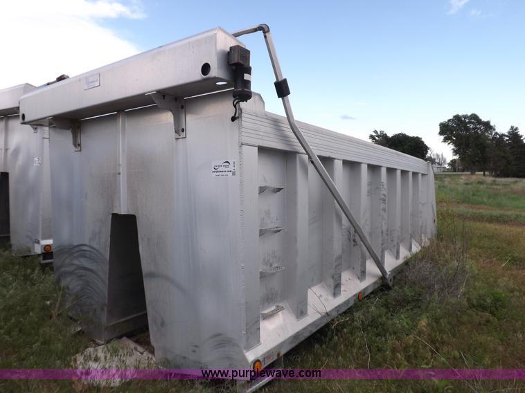image for item K3954 RS 611199664CA dump bed