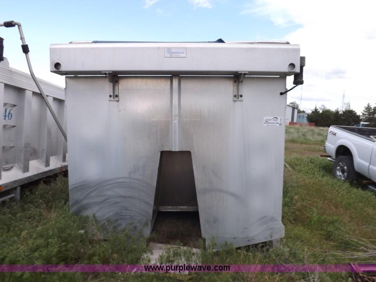 image for item K3954 RS 611199664CA dump bed