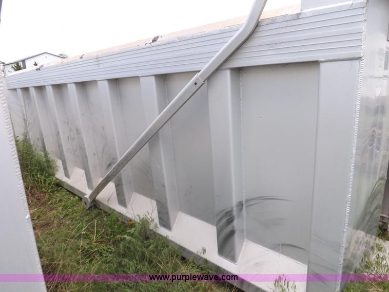 image for item K3954 RS 611199664CA dump bed