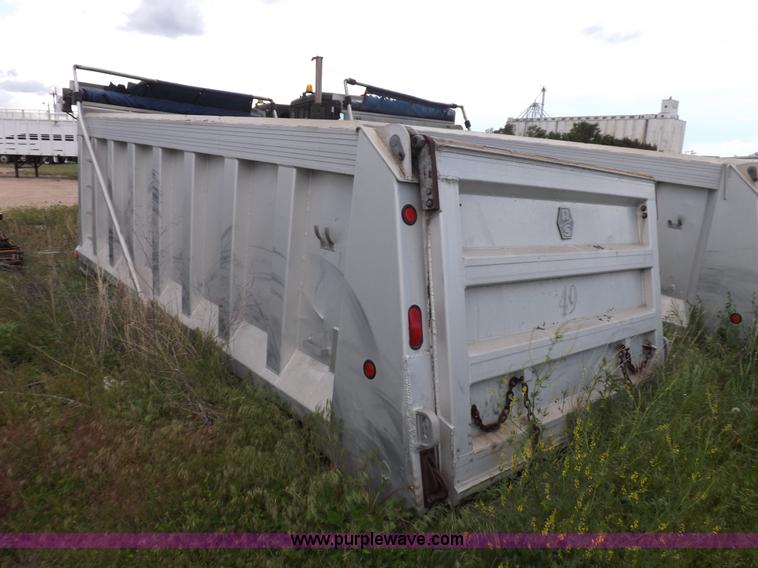 image for item K3954 RS 611199664CA dump bed