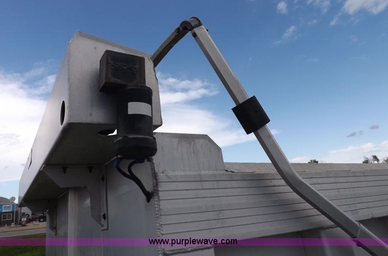 image for item K3954 RS 611199664CA dump bed