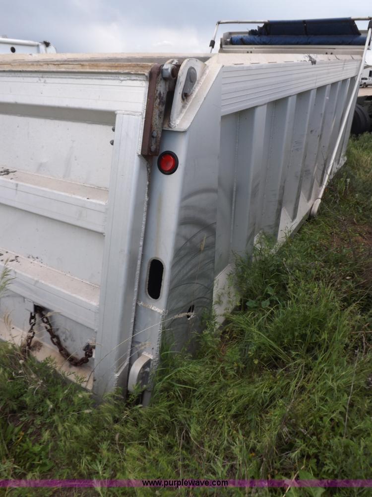 image for item K3954 RS 611199664CA dump bed