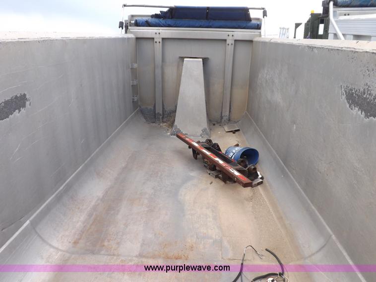 image for item K3954 RS 611199664CA dump bed