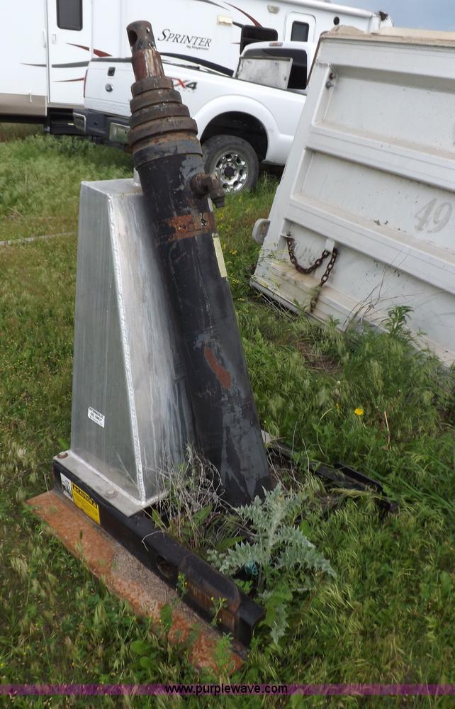 image for item K3954 RS 611199664CA dump bed