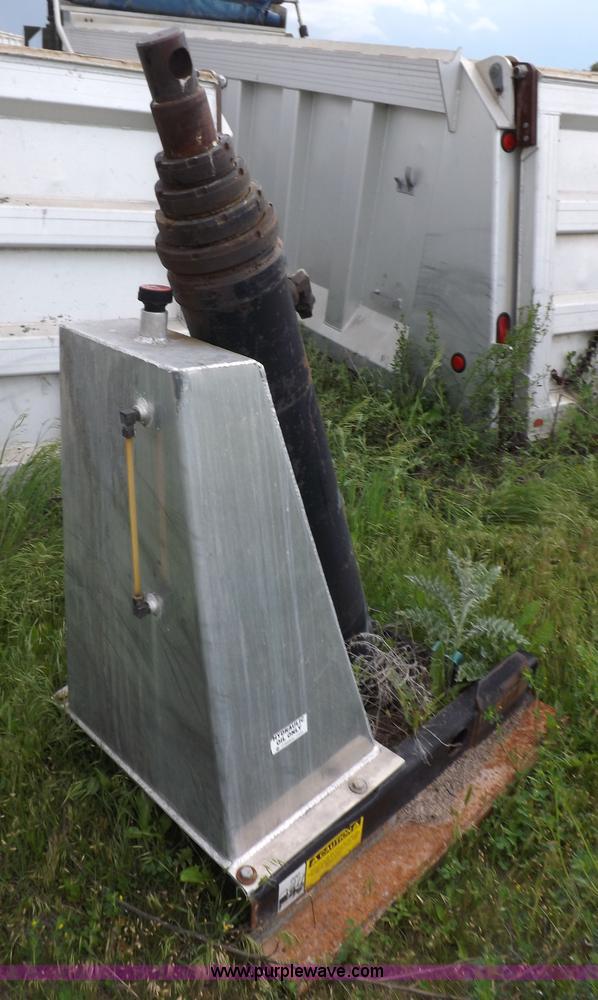 image for item K3954 RS 611199664CA dump bed