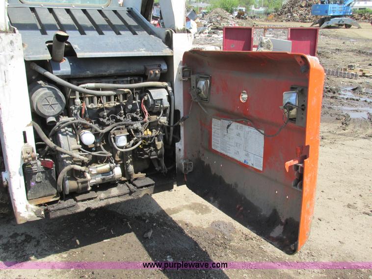 image for item K5039 2002 Bobcat S250 skid steer