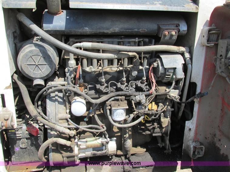 image for item K5039 2002 Bobcat S250 skid steer