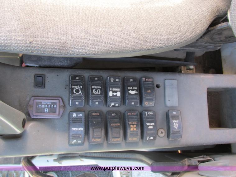 image for item K5040 Link Belt 6000 Scrapmaster excavator