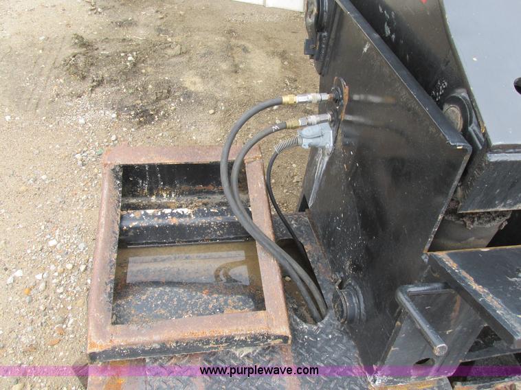 image for item K5058 2003 Eager Beaver 50GSL/3 equipment trailer