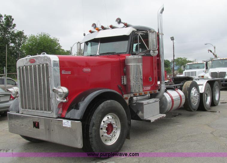 image for item K5081 1995 Peterbilt 379 tri axle semi truck