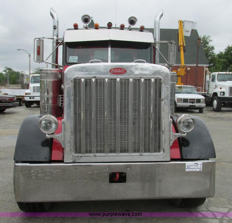 image for item K5081 1995 Peterbilt 379 tri axle semi truck