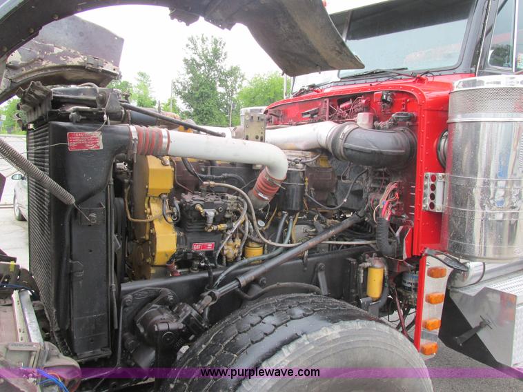 image for item K5081 1995 Peterbilt 379 tri axle semi truck